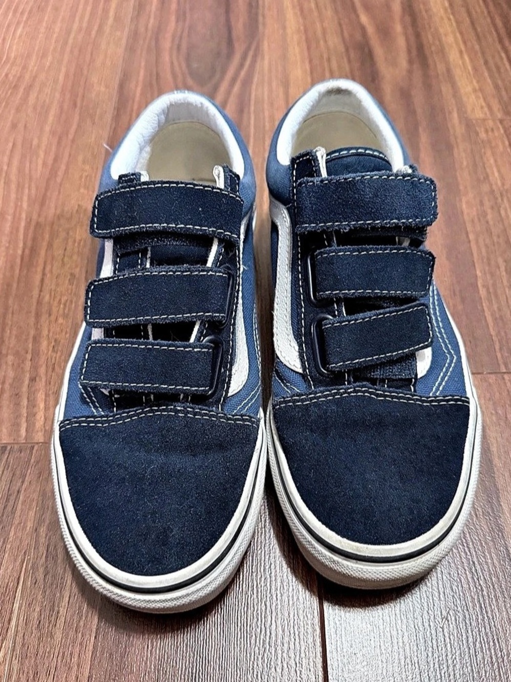Vans  Old Skool V Sneakers Girls US 6.5